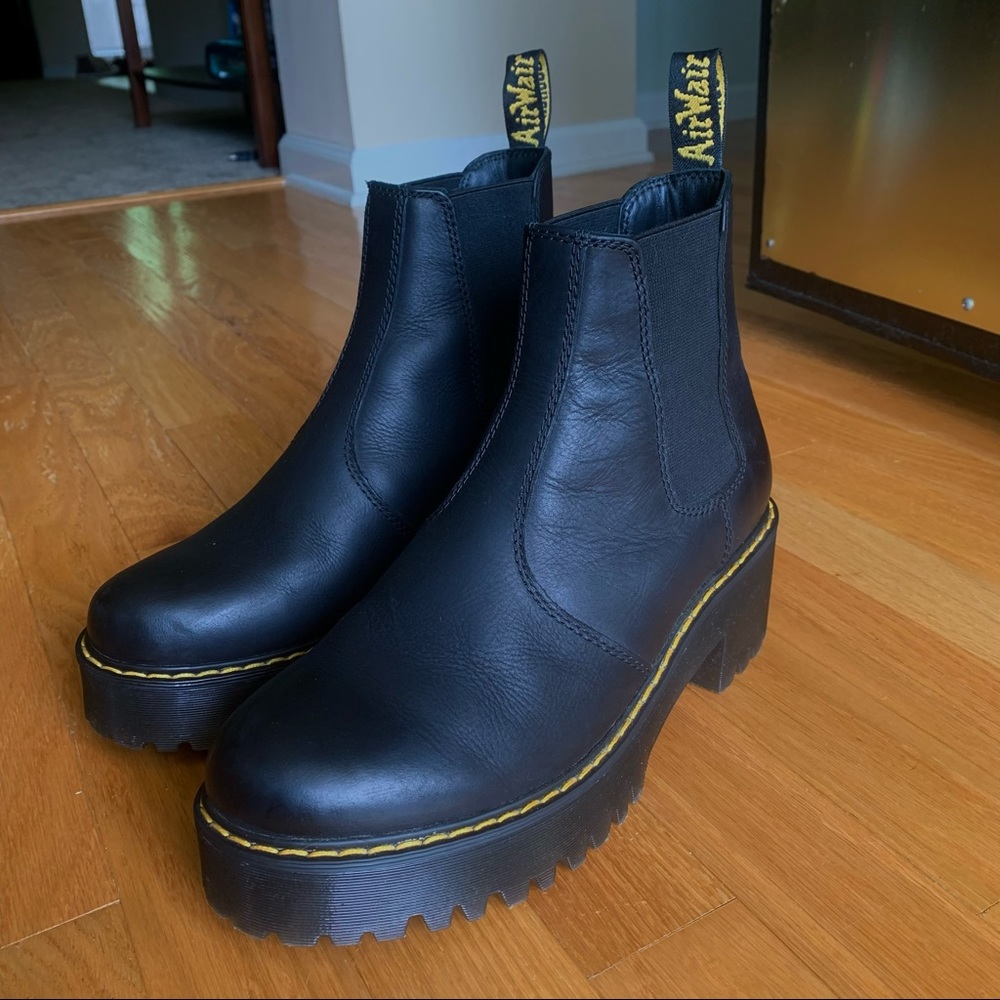 Dr. Marten - Rometty Wyoming Leather Chelsea Platform Boots
